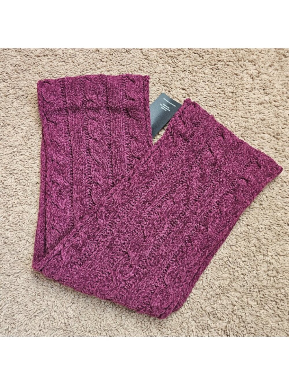 NWT Mercedes-Benz Cable Knit Scarf Pink 62" Wrap Embroidered Logo Authentic - Picture 4 of 5